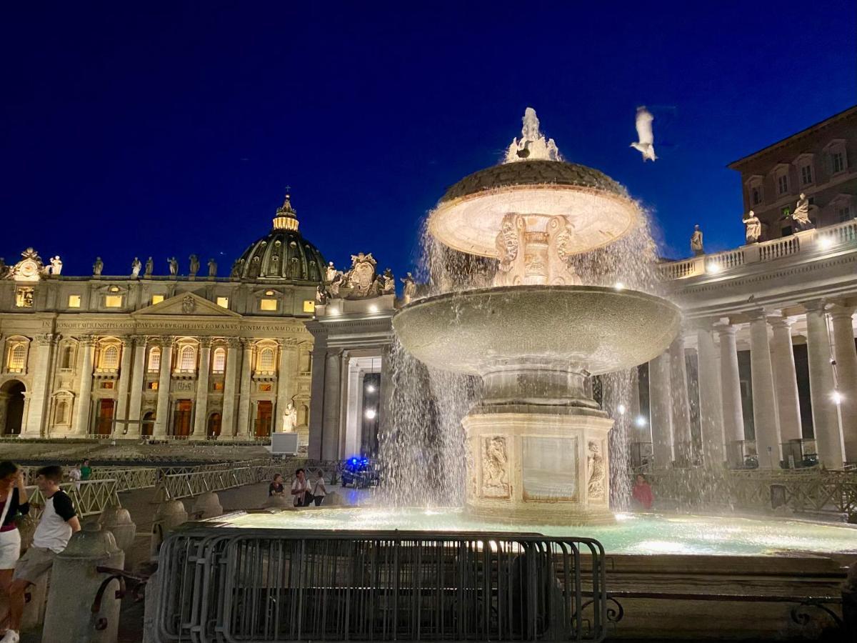 Apartment Close To The Coloseum, 2 Minutes Walk From Metro A Roma Exterior foto
