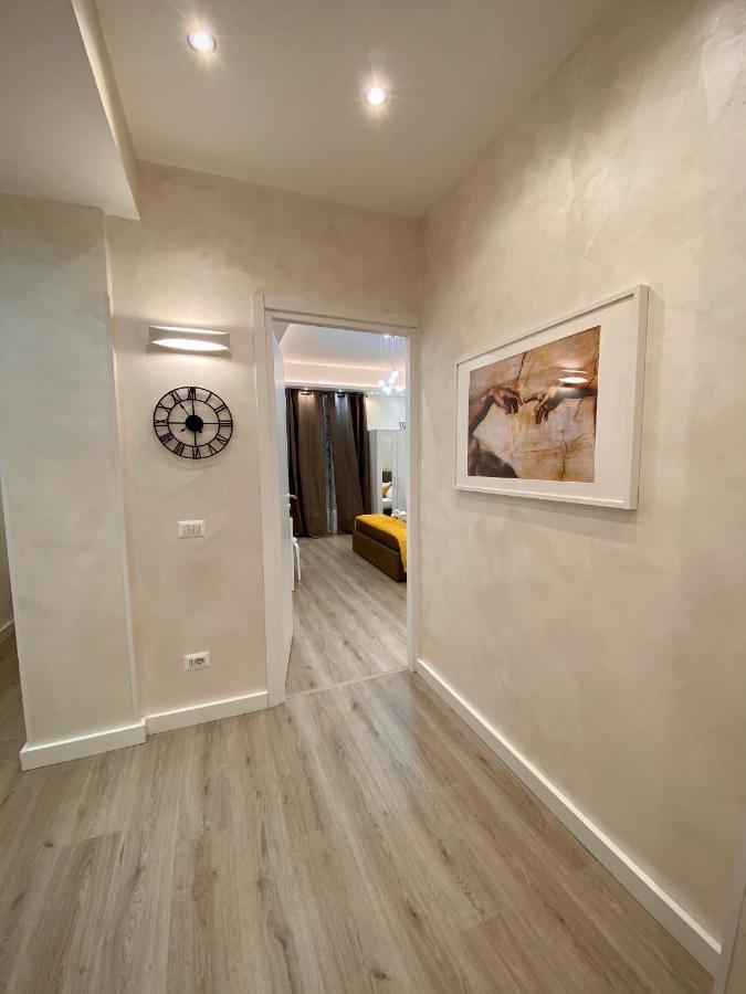 Apartment Close To The Coloseum, 2 Minutes Walk From Metro A Roma Exterior foto