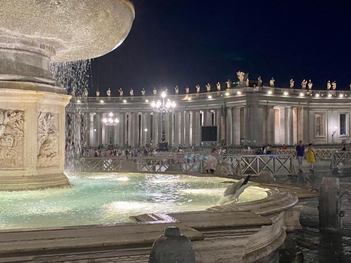 Apartment Close To The Coloseum, 2 Minutes Walk From Metro A Roma Exterior foto